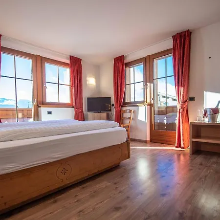 Alpino Bivio Hotel