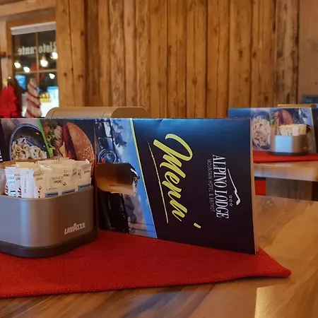Alpino Lodge Bivio Hotel